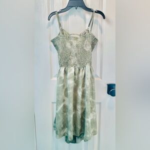 Cute Girls Green Smocked Bodice Dress